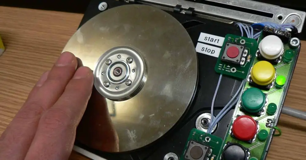 Идеи для повторного использования вашего старого или сломанного жесткого диска