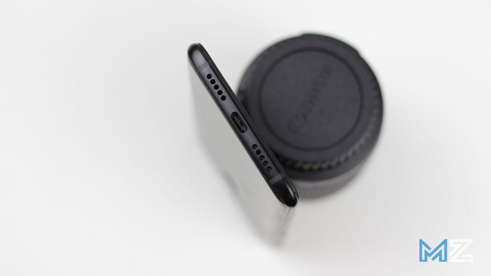 Puerto USB del OnePlus 6T