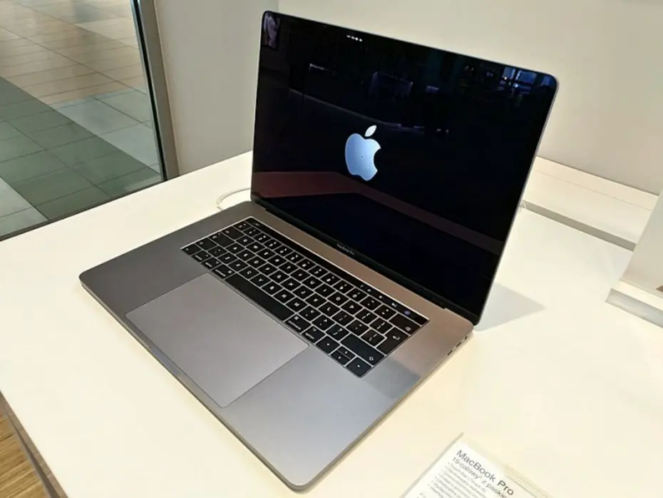 macbook pro 2015 15 inch specs