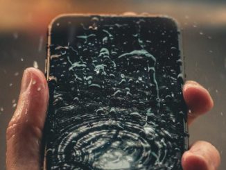 Know if Your Mobile is Still Waterproof