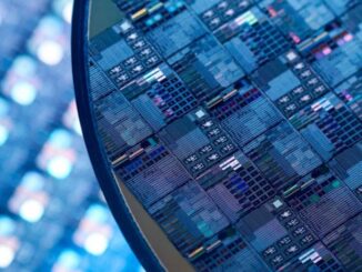 interconnection between wafers