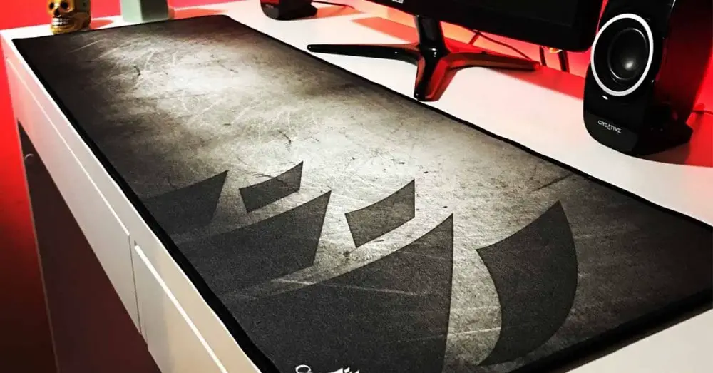 The Best Extended Gaming Mats for Large Desks ITIGIC