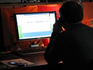 Differences Between a Remote Desktop and a VPN