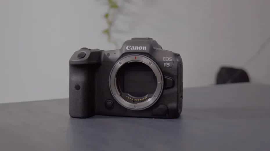 Canon EOS R5