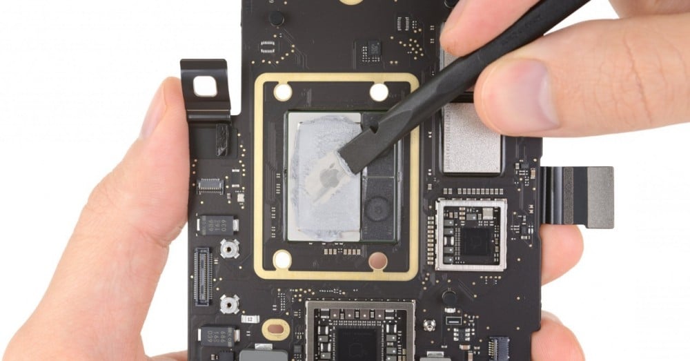MacBook Pro and Air Teardown with M1