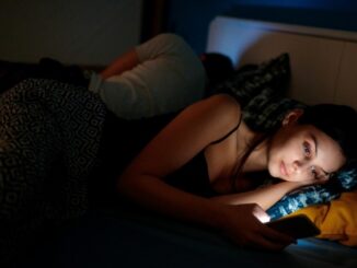 Activate the Night Light on Motorola Mobiles