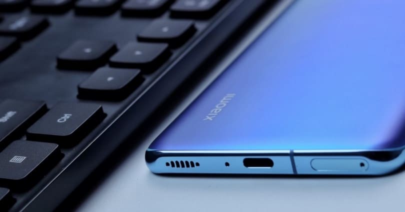 xiaomi mi 11 azul tumbado