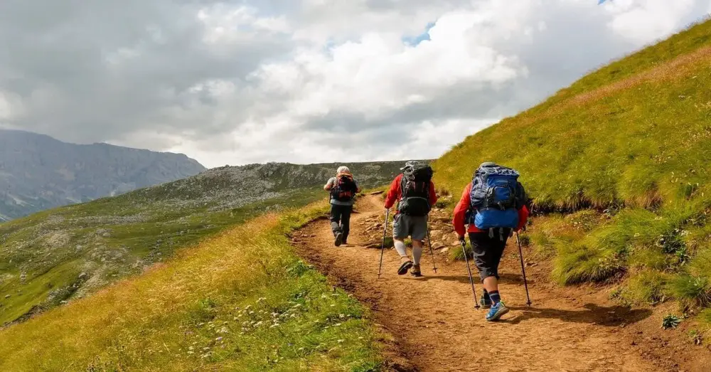 iPhone and Apple Watch Apps for Hiking