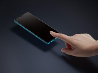 Förbättra känsligheten för pekskärmen på en mobil