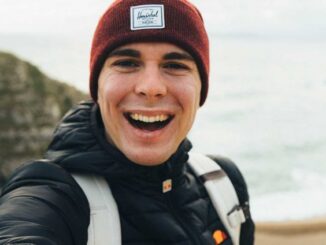 Avoid Image Distortion When Taking Selfies with Your Mobile