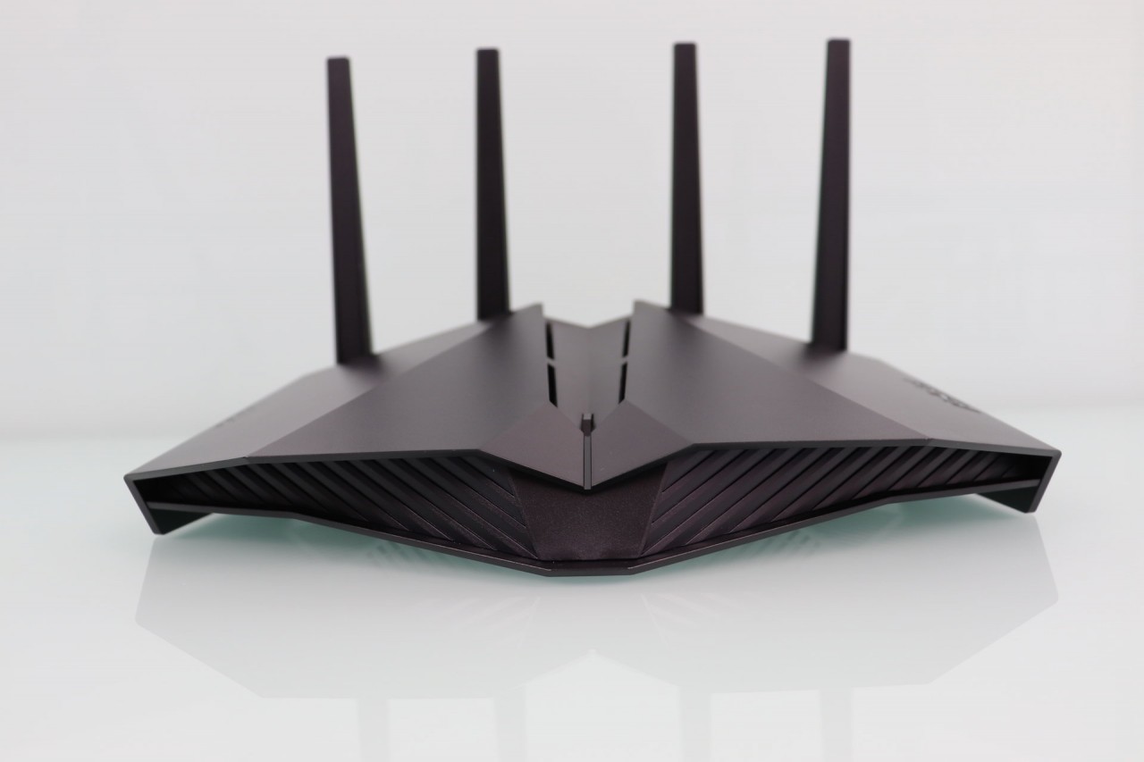 Frontal router neutro ASUS RT-AX82U