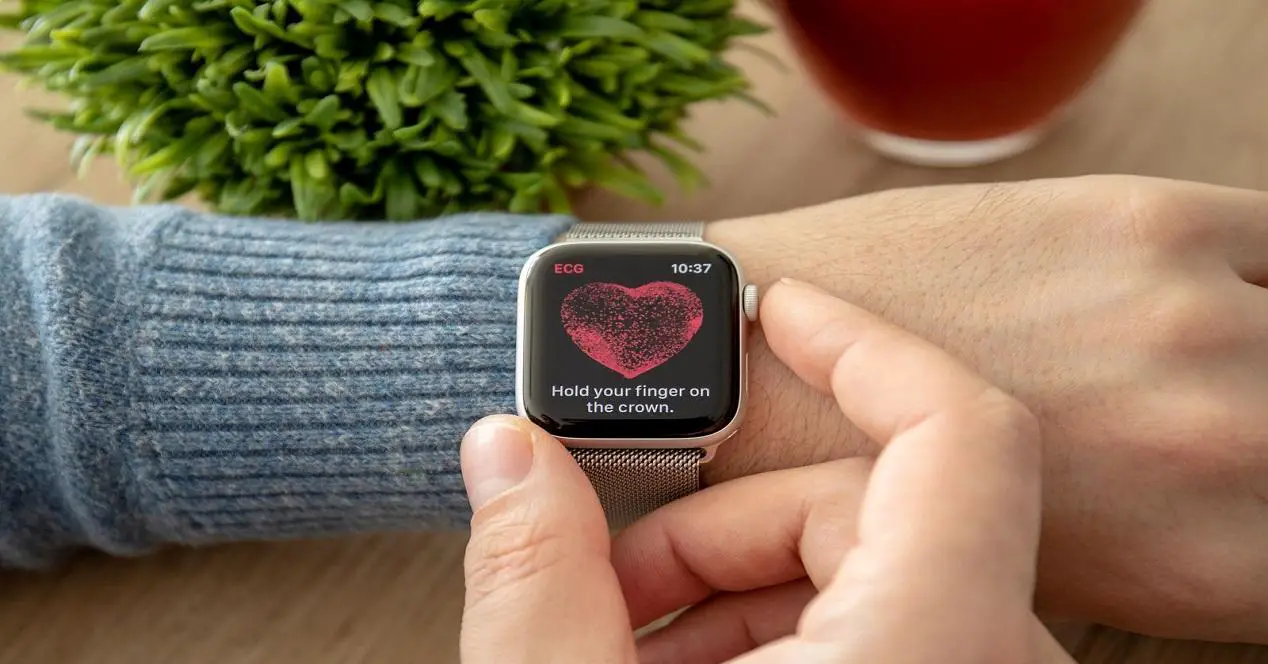 All The Health Features That An Apple Watch Has | ITIGIC