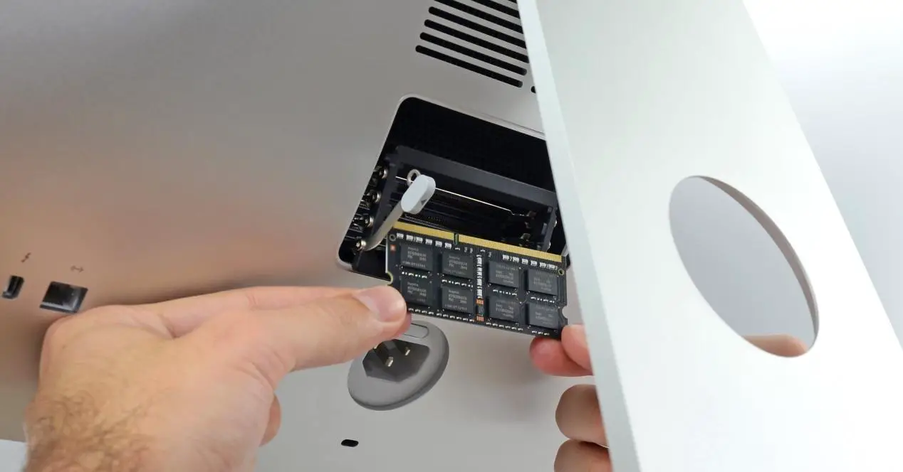 Increase iMac RAM the Cheapest Way