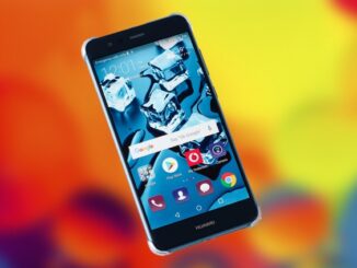 How is the Lift Function Activated on Huawei Phones