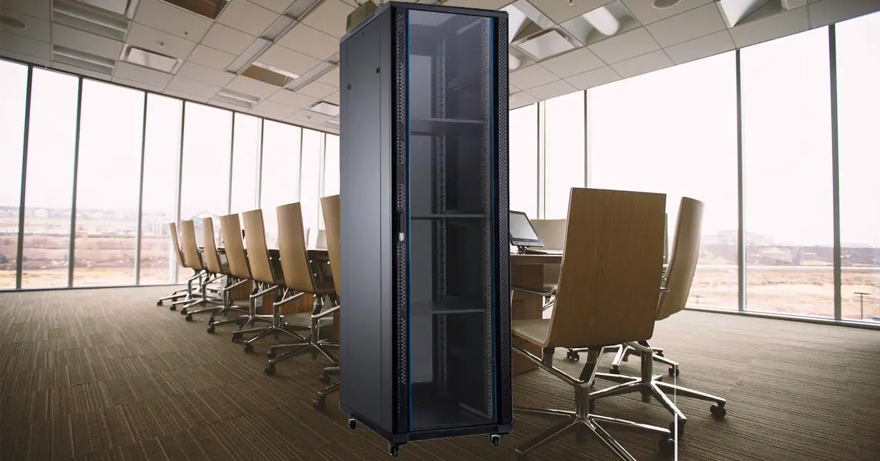 Rack Closet to Buy for Office or Company