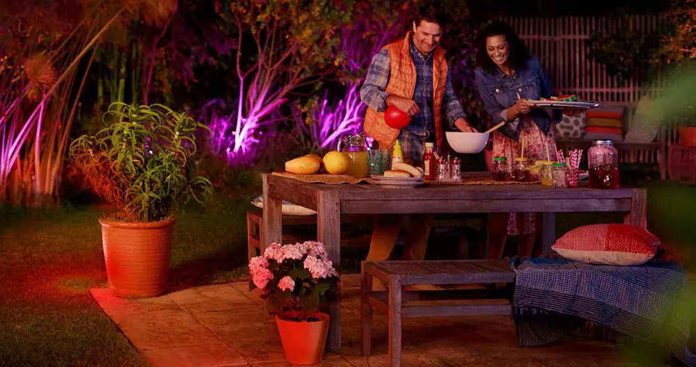 Smart Bulbs for Outdoor Use: Tips and Recommendations