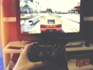 การเล่นเกมออนไลน์: วิธีหลีกเลี่ยงปัญหาการตัดความล่าช้าหรือความล่าช้า