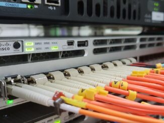 Choisir la bonne fibre optique pour connecter deux commutateurs