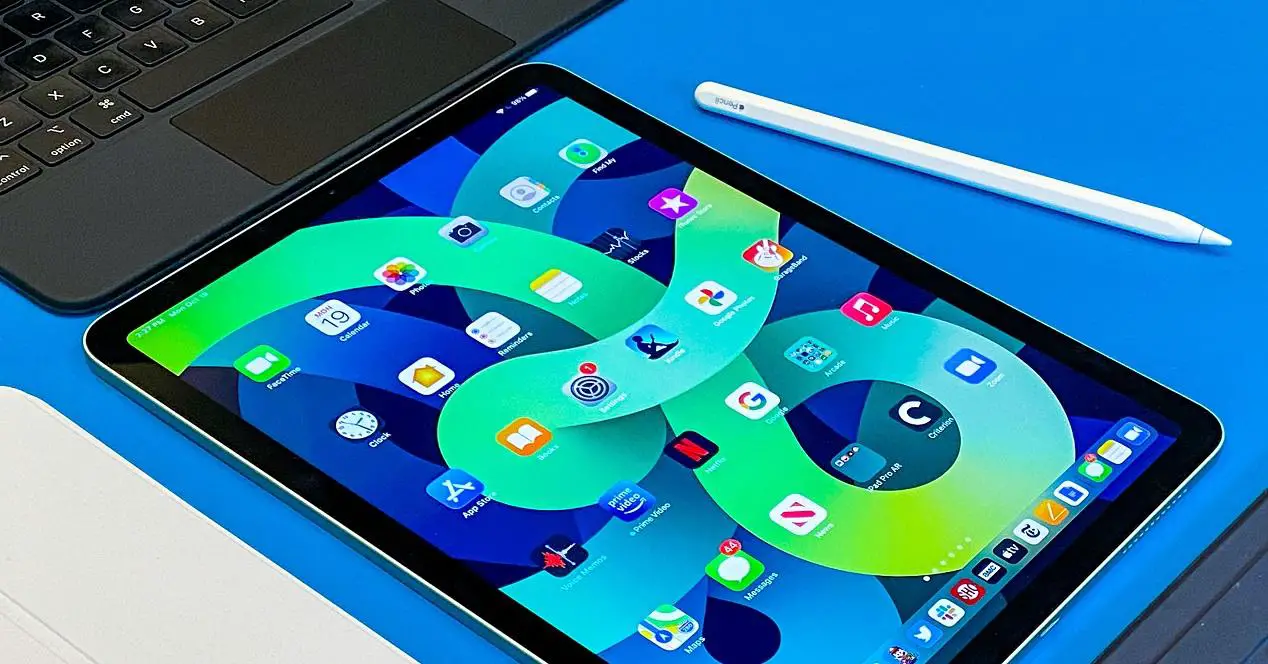 Fifth Generation iPad Air: New Data about Its Screen