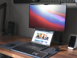Improve Comfort When Using a Laptop to Work
