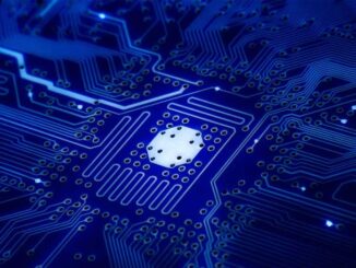 Nanocomputing: Definition and Differences with Quantum Computing
