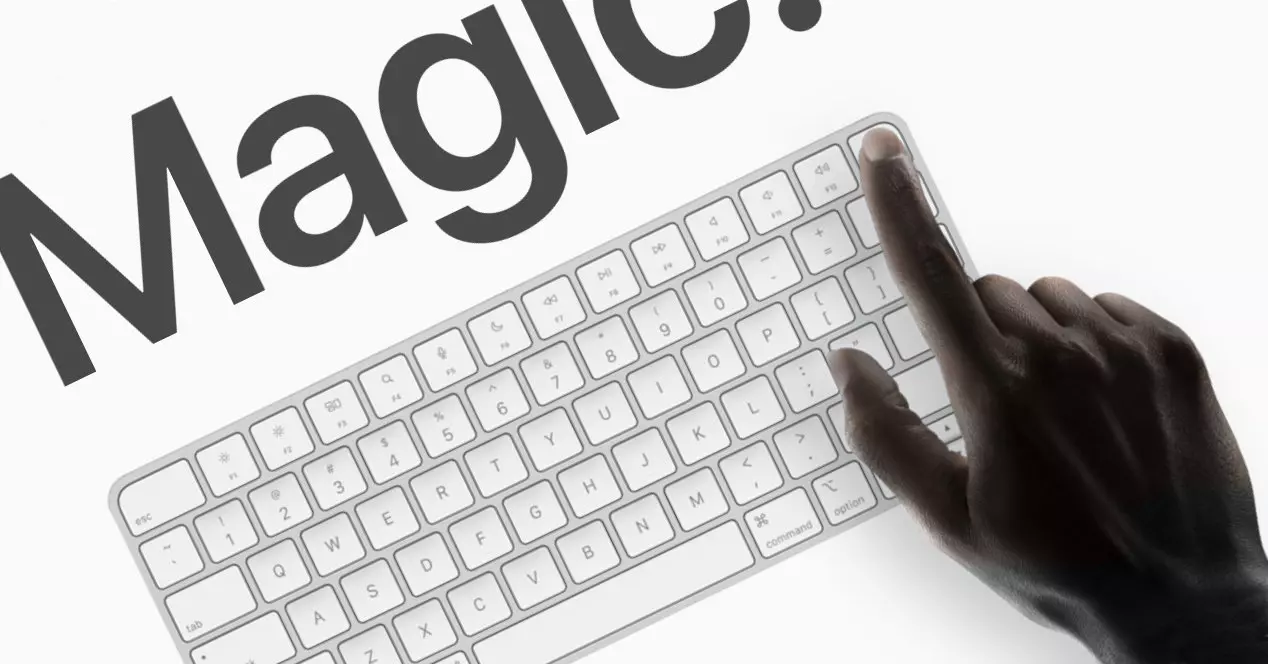 Magiskt tangentbord med Touch ID