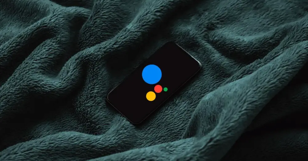 Brug Google Assistant med skærmen slukket