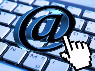 Client or Use Webmail, Which Is Better