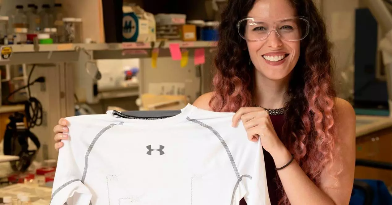 Cette chemise intelligente peut contrôler votre fréquence cardiaque