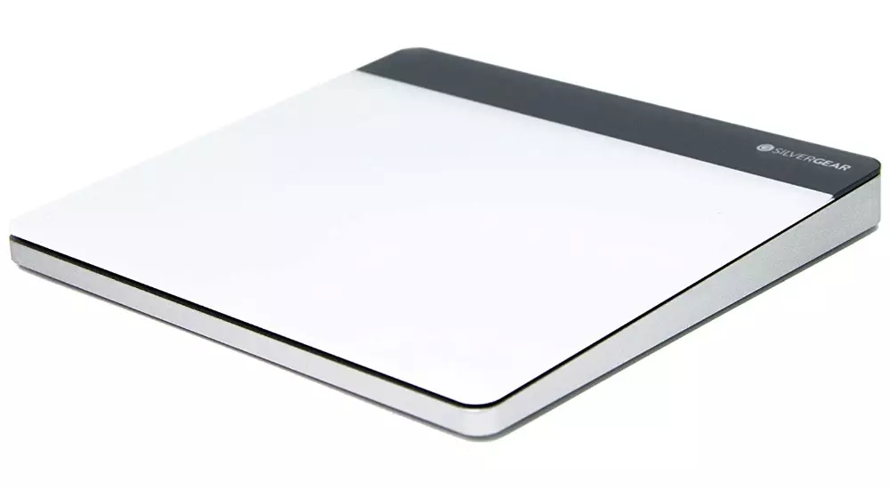 trackpad argintiu