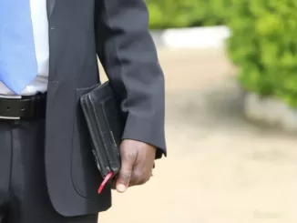 Sleeves to store and transport your iPad