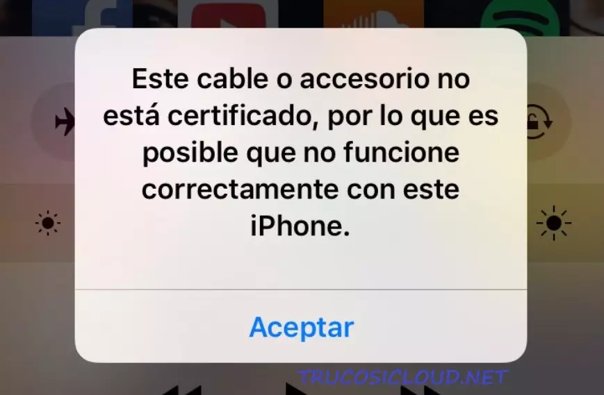 Accesorio ei ole yhteensopiva iPhone