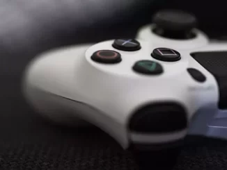 How much Internet does playing online really consume