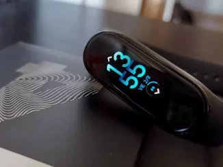 change the screen and design of the Xiaomi Mi Band