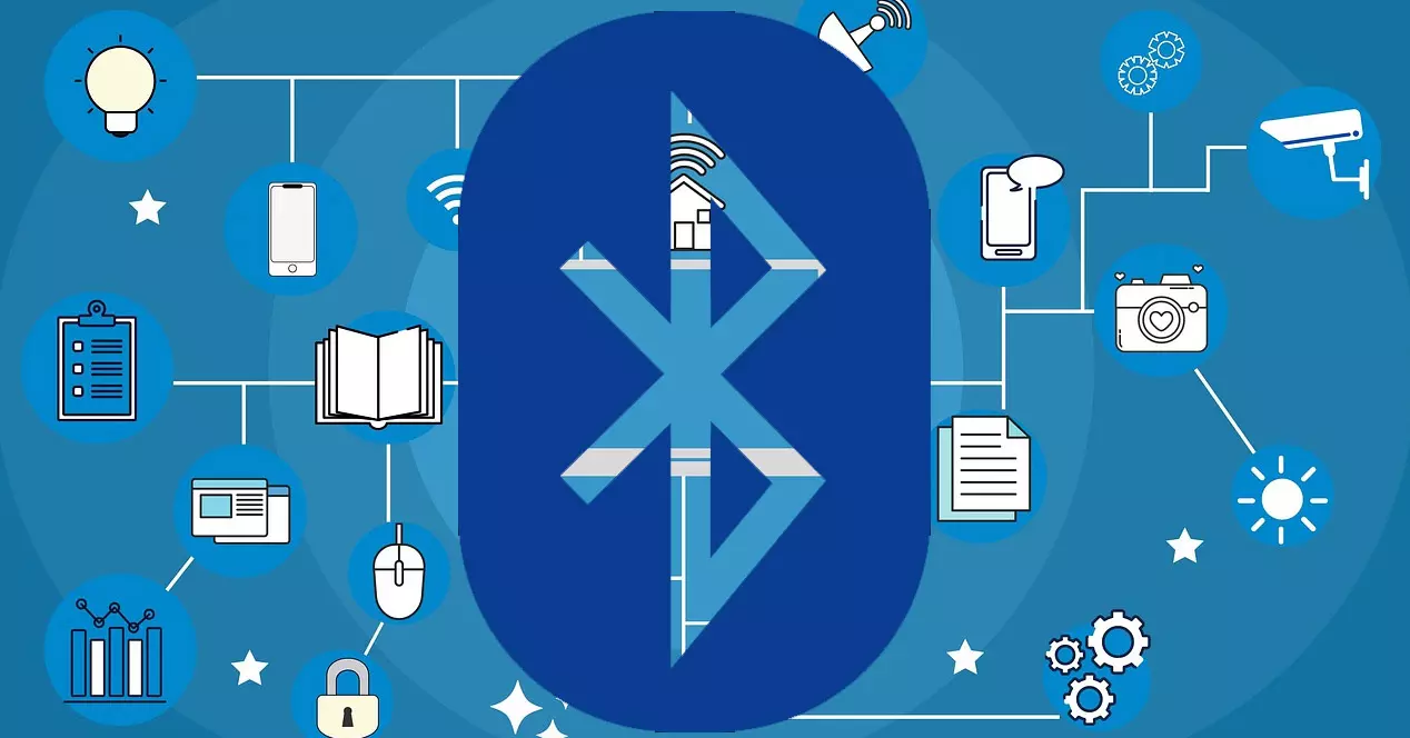 the risks of keeping Bluetooth activated on the mobile