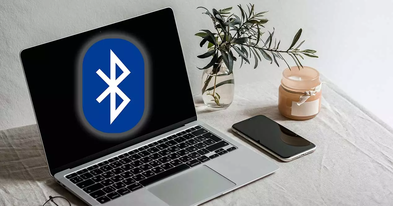 Connect, turn off and configure Bluetooth in Windows 10