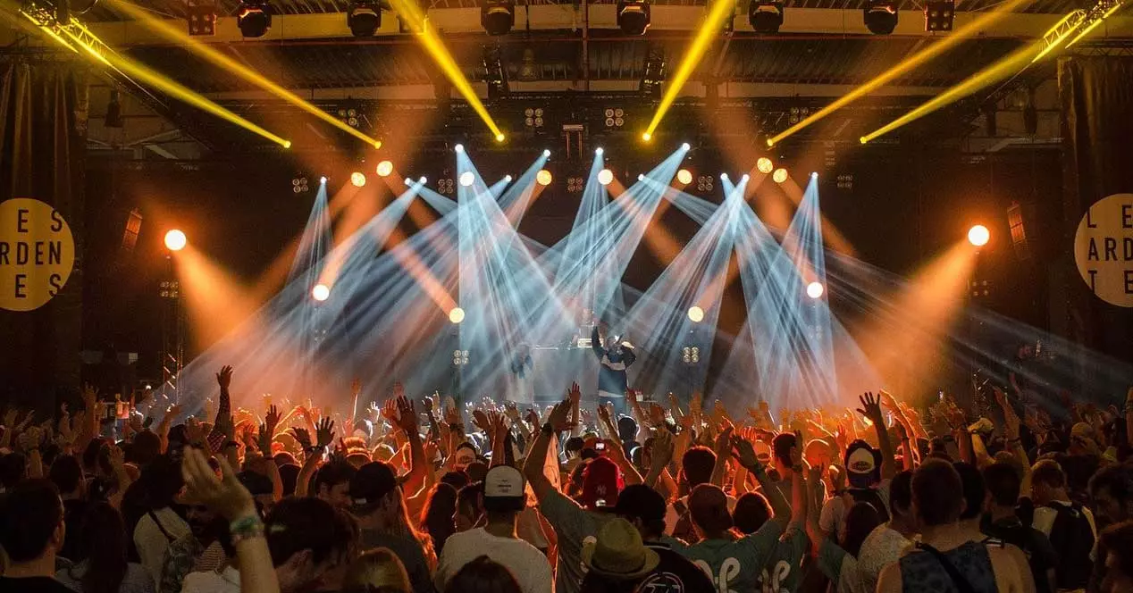 5 skins to improve the default appearance of AIMP