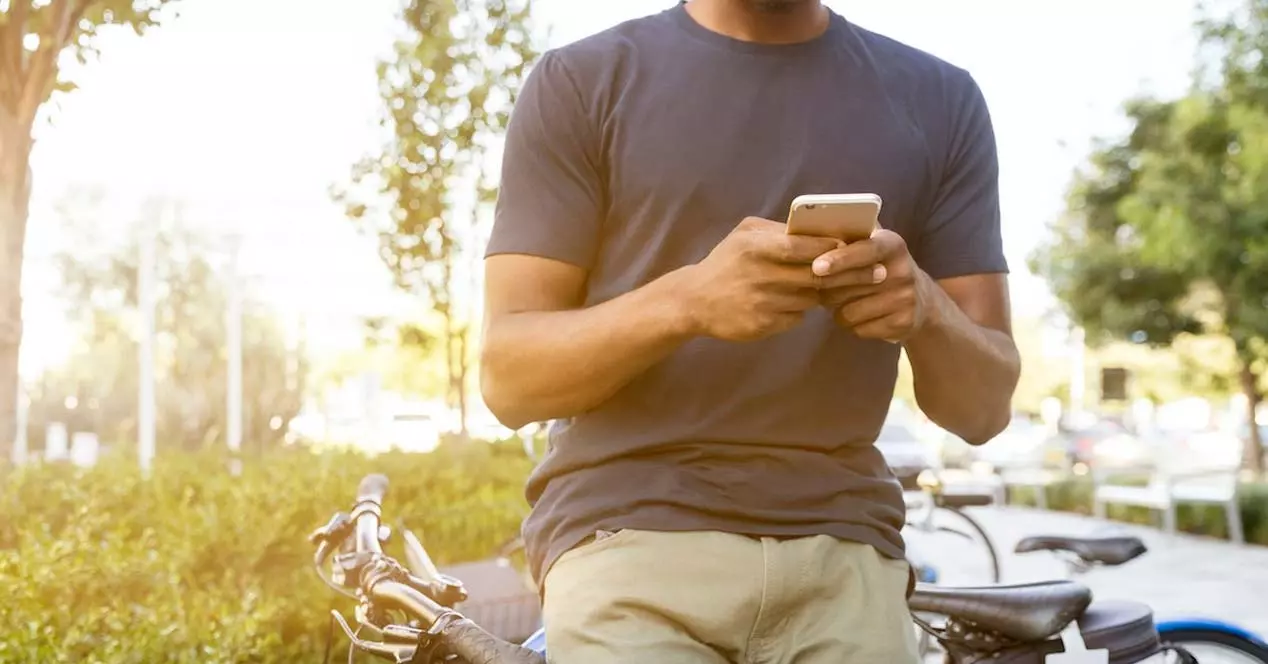 Watch TV for free on your mobile: the 5 best apps for Android