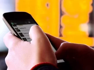 How to create WhatsApp groups