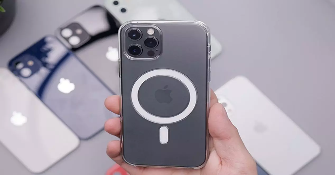 Differences between iPhone and Mac MagSafe