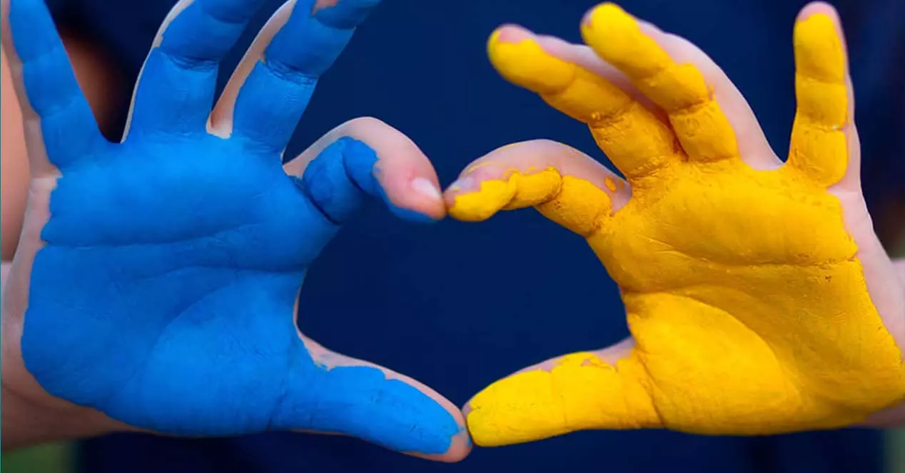 All the companies with which to send SMS and call Ukraine for free