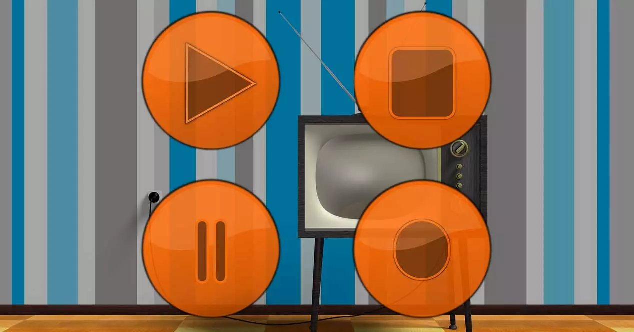 Get rid of annoying VLC buttons and menus with this keyboard shortcut