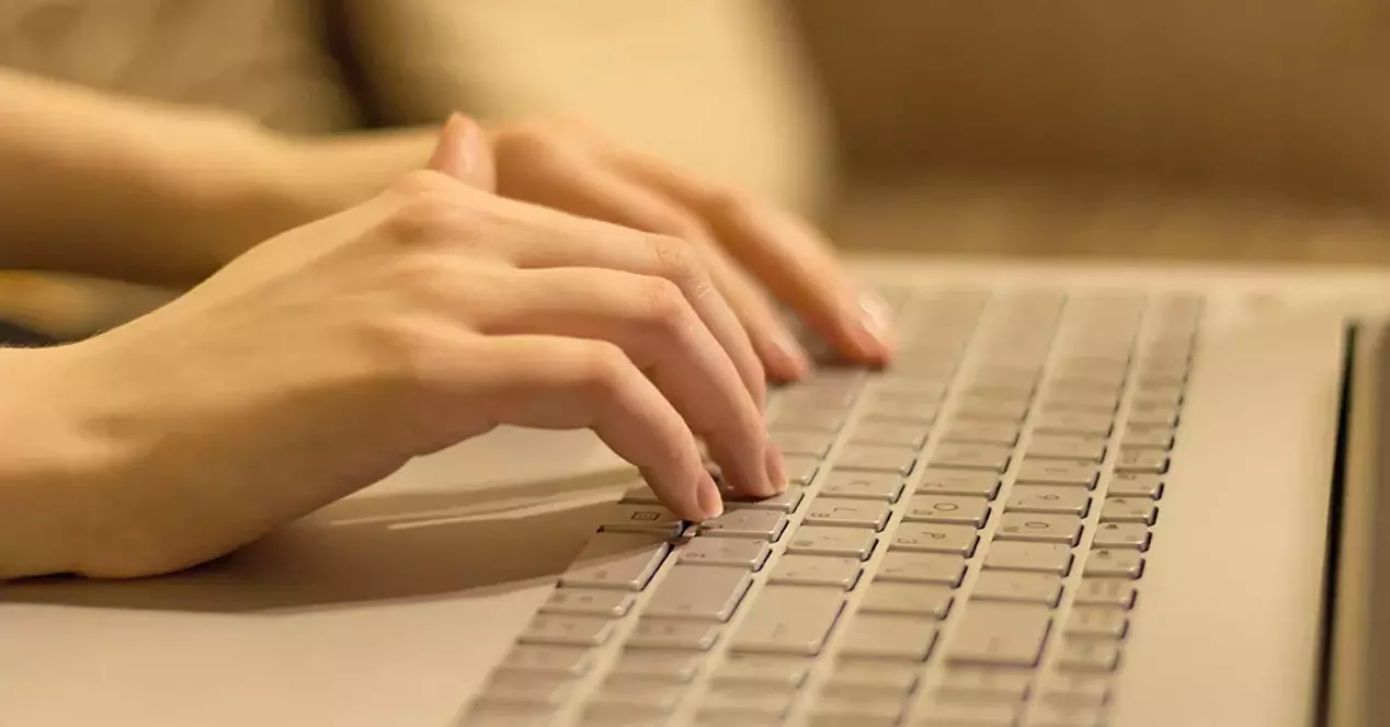 best websites to rewrite texts for free in a few seconds