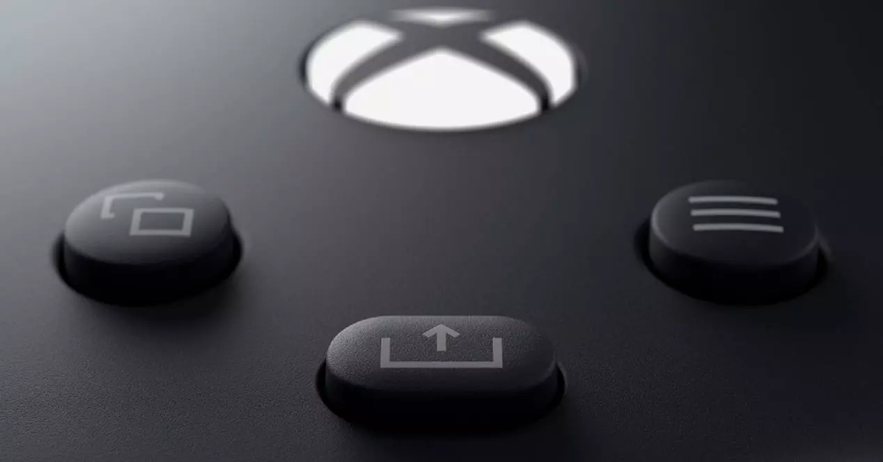 customize the Share button on the Xbox controller