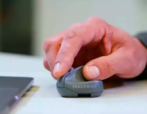 Wireless compact mouse for PC and tablet