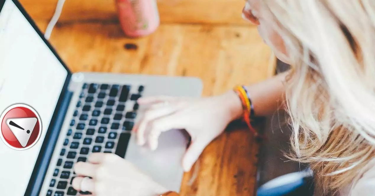 Check your browser: you may be at risk from this bug