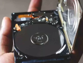 Ways to connect an old hard drive to extract its data