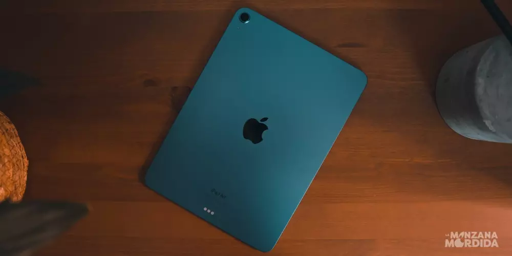 iPad Air 5 трасер