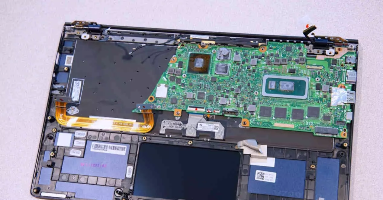 Why shouldn't you buy a laptop with soldered RAM