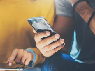 configure the autocomplete tool on Android and iPhone